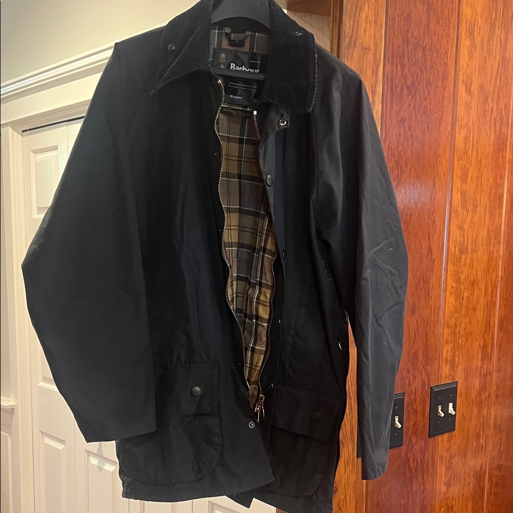 Like new: Barbour Men's Beaufort Navy Jacket with Plaid Lining